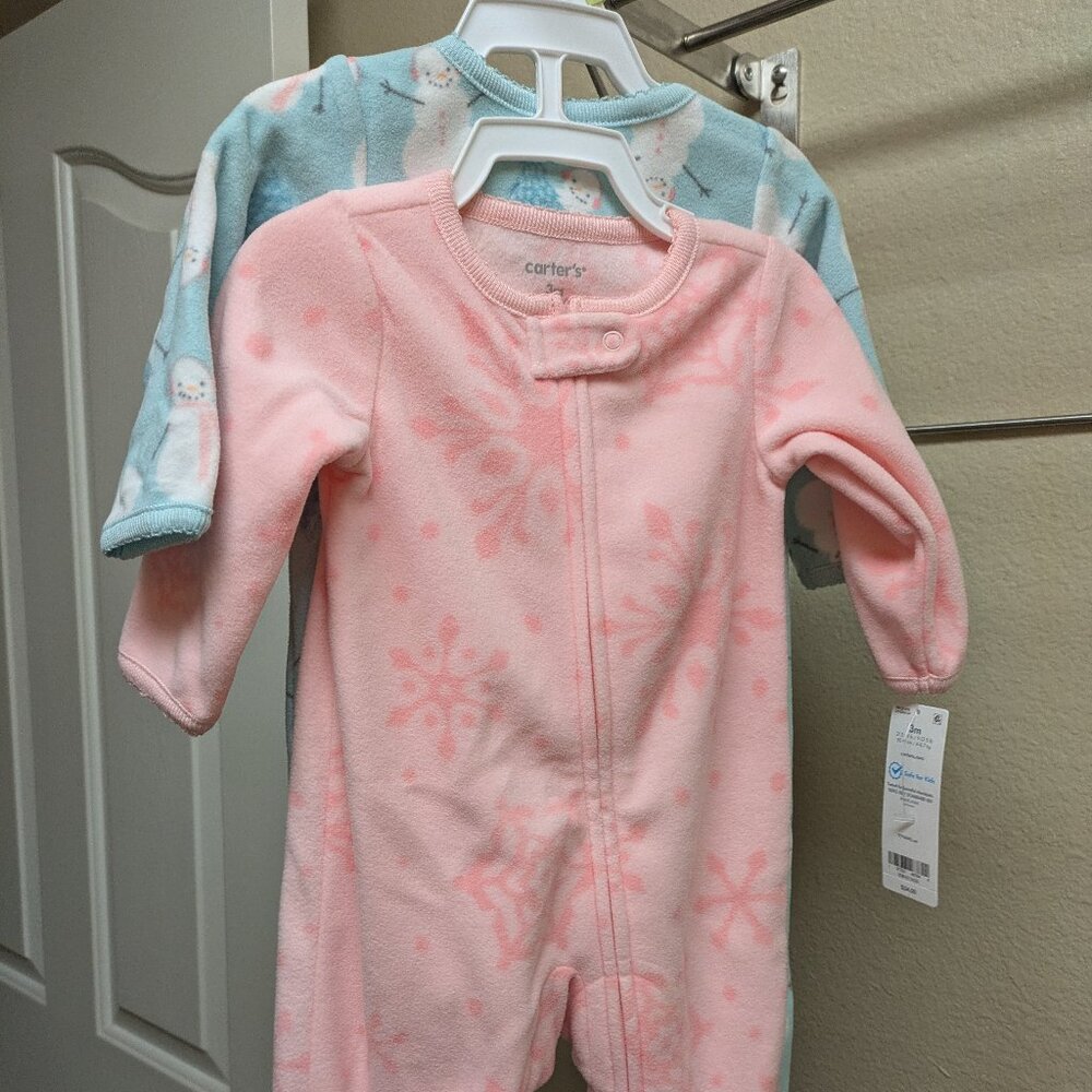 ~NWT Set of two CARTER'S Baby Sleep wear